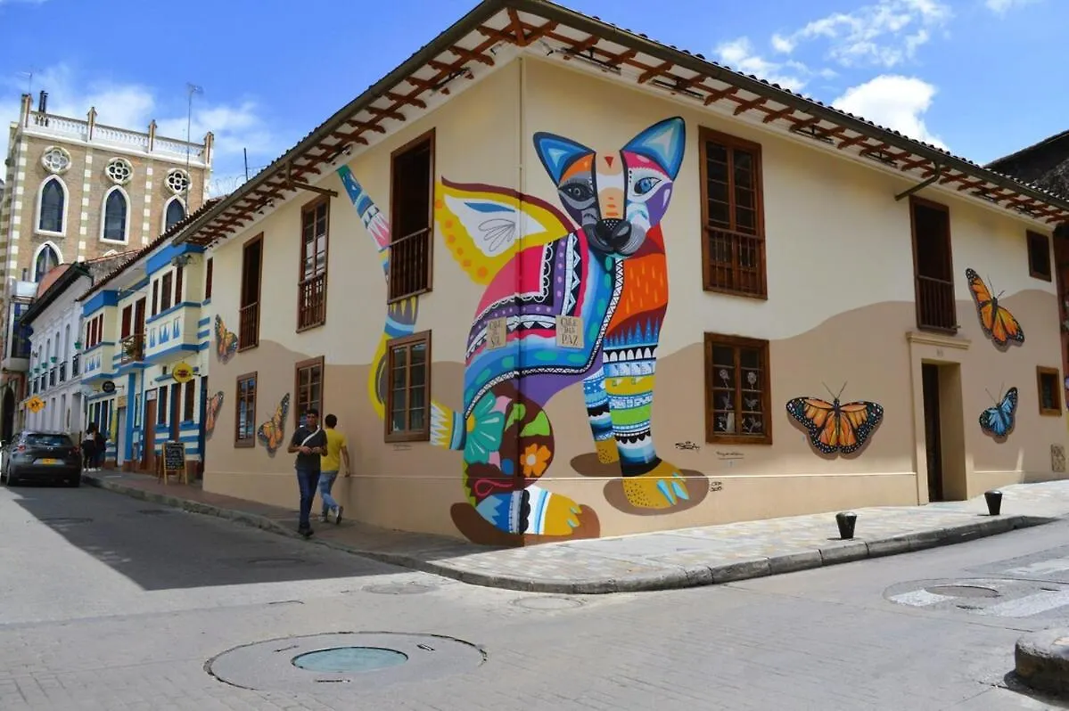 Lotf Candelaria Mistic Bogotá